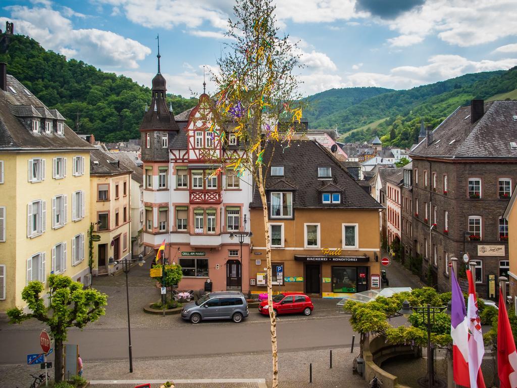 Zimmer Am Markt Traben-Trarbach Exterior foto